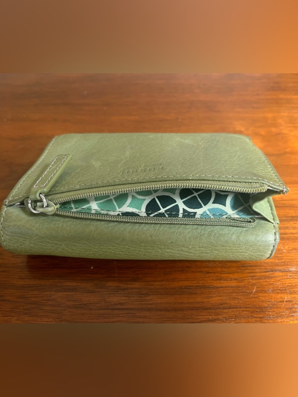 Fossil Light Green Genuine Leather Envelope Wallet - Picture 6 of 7